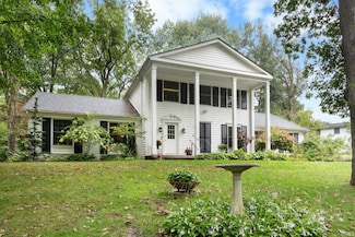 3608 Capilano Dr, West Lafayette, IN 47906