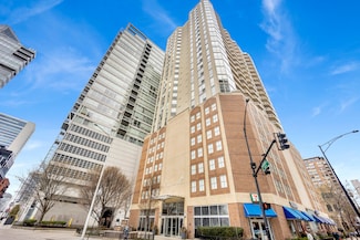 645 N Kingsbury St Unit 1107, Chicago, IL 60654