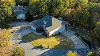 5 Carn Forth Ln, Bella Vista, AR 72715