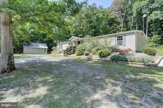 13545 Forge Hill Rd, Orrstown, PA 17244