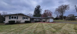 35527 Springvale St, Farmington Hills, MI 48331