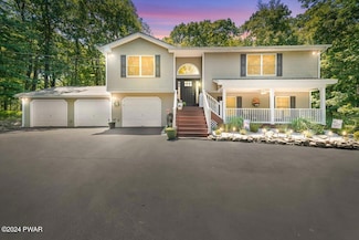 175 Philwood Ln, Milford, PA 18337