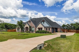 1760 Rustic Ridge Dr, Midlothian, TX 76065