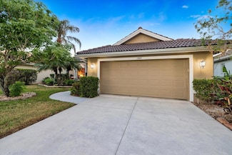 1307 Highland Greens Dr, Venice, FL 34285