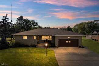 7332 Ward Rd, Cleveland, OH 44134