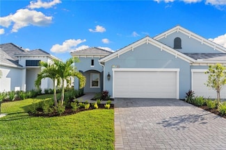 4580 Skysail Dr, Naples, FL 34120