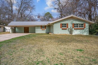 170 E Elm St, Canton, TX 75103