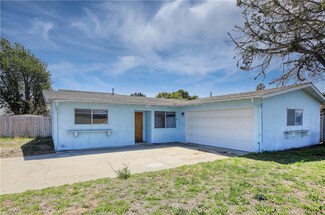 1590 Manhattan Ave, Grover Beach, CA 93433