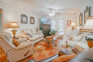 111 Lantana Ct, Brunswick, GA 31520