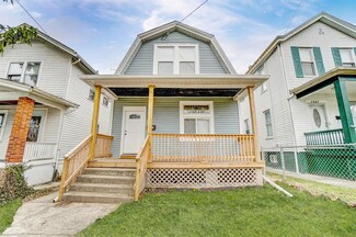 1993 Kinney Ave, Cincinnati, OH 45207