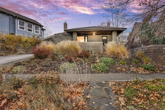 915 S Park Row St, Salt Lake City, UT 84105