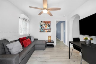 51 NW 49th St Unit 3, Miami, FL 33127
