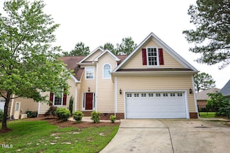 10 London Way, Spring Lake, NC 28390