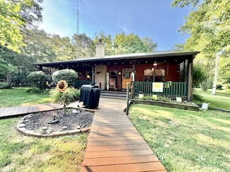 432 432 County Road 2100 Ln N, Xenia, IL 62899