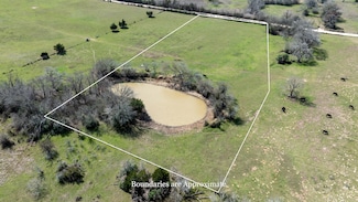 10 Mule Creek Rd, Luling, TX 78648
