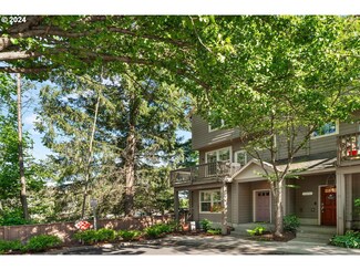 7806 SW Water Parsley Ln, Portland, OR 97224
