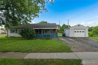 2701 Mini Ct, Dayton, OH 45420