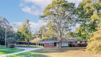 3241 W Main St, Erin, TN 37061