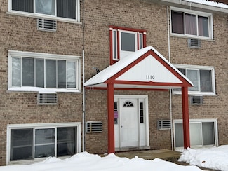 1110 W 18th St Unit 1E, Broadview, IL 60155