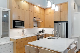 758 Tremont St Unit 2, Boston, MA 02118