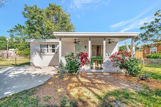 237 SW 3rd Ave, Delray Beach, FL 33444