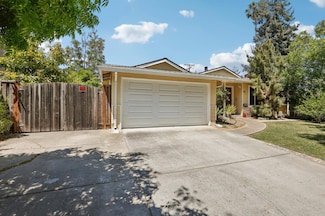 2267 Fenian Dr, Campbell, CA 95008