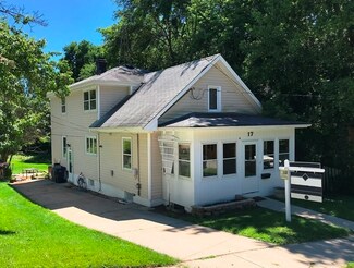 17 Lovell St, Elgin, IL 60120
