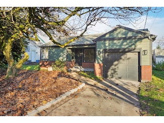 1315 N Russet St, Portland, OR 97217