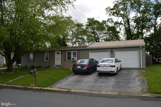 19 E Locust Ln Unit 23, New Oxford, PA 17350