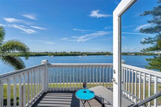 3743 Pompano Dr SE Unit 3743, Saint Petersburg, FL 33705