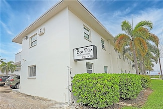 2590 1st St Unit 105, Fort Myers, FL 33901