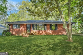 172 W Campbellton St, Fairburn, GA 30213