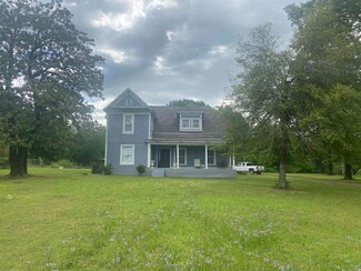 408 N Cemetary Rd, Horatio, AR 71842