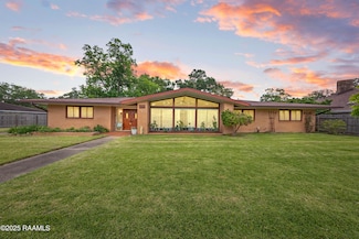 630 W Peach Ave, Eunice, LA 70535