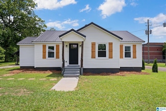 101 Carter Ln, Columbiana, AL 35051