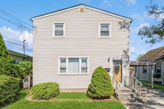 220 Elzey Ave, Elmont, NY 11003