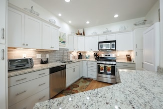 131 Fruit Hill Ave Unit 3, North Providence, RI 02911