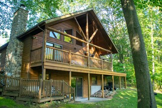 15400 Meddler Ave, Gowen, MI 49326