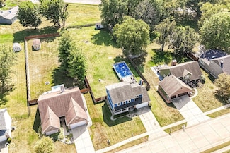 5825 Dan Patch Dr, Indianapolis, IN 46237