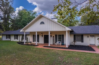 1010 S Williams Ave, Mount Pleasant, TX 75455