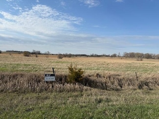 1212 12th Ave E, Webster, SD 57274