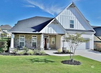 7036 Spring Walk Dr, Columbus, GA 31904