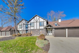 9 Wildwood Ct Unit D, Williams Bay, WI 53191