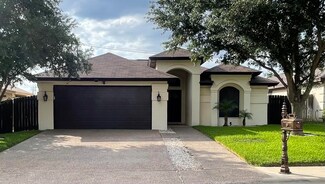 1502 Summit Dr, Laredo, TX 78045