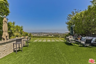 2322 Canyonback Rd, Los Angeles, CA 90049