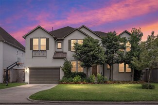 5543 Grand Lake St, Bellaire, TX 77401