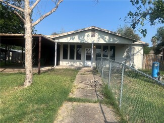 115 Lake St, Lake City, TX 78368