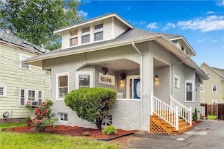 185 Gallatin St, Providence, RI 02907