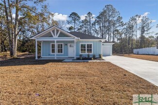 1676 Ashantilly Dr, Darien, GA 31305