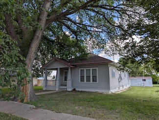 110 S Plum St, Maywood, NE 69038